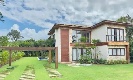 Casa a venda NOVA 5 suítes 430 m2 no Praia Bela em Praia do Forte