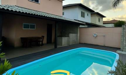 Casa a venda 4 suítes cond fechado com infraestrutura em Abrantes
