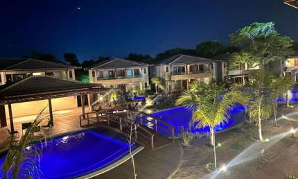 Apartamento superior 2 suítes 70 m2 MOBILIADO em Itacimirim