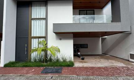 Casa 4 Suítes para Locação – Vilas do Atlântico | Porto Fino Bahia
