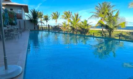 Luxuoso Village Pé na Areia em Itacimirim – 3 Suítes Mobiliado