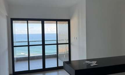 Apartamento NOVO 2/4 sendo 1 suíte andar alto Ocean House em Jaguaribe