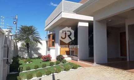 Maravilhoso Sobrado  Residencial Village, Avaré, SP