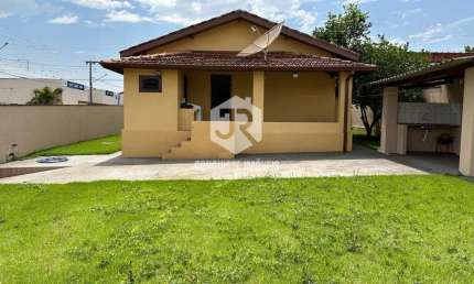 Casa com 3 quartos à venda no Centro, Arandu 