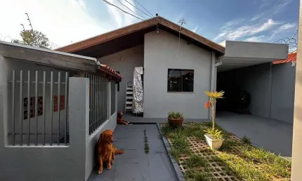 Casa com 3 quartos à venda na Rua Martine de Moraes, 916, Parque Residencial Rita Vieira, Campo Grande