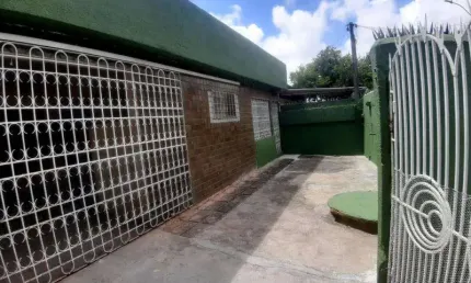 Casa com 3 quartos à venda no San Martin, Recife 