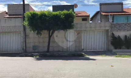 Casa para venda tem 141 metros quadrados com 4 quartos em José de Alencar - Fortaleza - Ceará