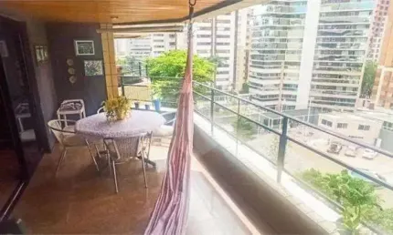 Apartamento para venda possui 143 metros quadrados com 3 quartos em Meireles - Fortaleza - Ceará