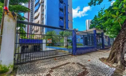 Apartamento para venda tem 122 metros quadrados com 3 quartos em Meireles - Fortaleza - Ceará