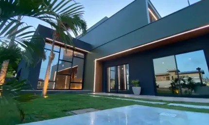 Casa Branca no Condomínio Summerville Cumbuco (beira mar)