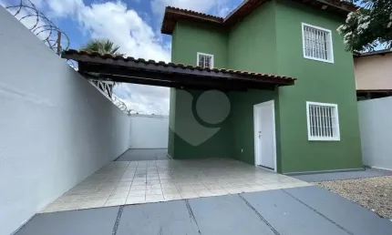 Casa Duplex em rua pública na cidade dos funcionários