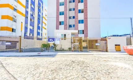 Apartamento com 2 quartos à venda na Rua Pascoal de Castro Alves, 985, Vicente Pinzon, Fortaleza