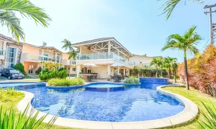Casa em condomínio fechado com 4 quartos à venda na Avenida Manoel Mavignier, 3477, Sabiaguaba, Fortaleza
