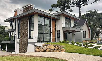 Casa em condomínio fechado com 3 quartos à venda na Rua Rodolfo Schilieper, Centro, Canela, 474 m2 por R$ 4.500.000