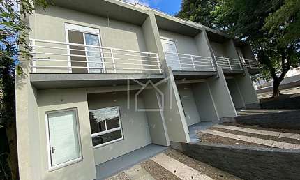 Casa com 2 quartos à venda na Rua Peru, 1270, Vila Fátima, Cachoeirinha, 67 m2 por R$ 265.000
