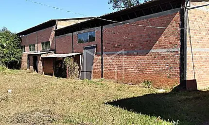 Terreno à venda na Avenida César Cambruzzi, Nossa Chácara, Gravataí, 2450 m2 por R$ 2.900.000
