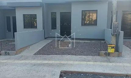 Casa com 2 quartos à venda na Rua Bernandino Bonifácio Ferreira, 76, Nossa Chácara, Gravataí, 40 m2 por R$ 260.000