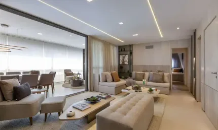 Apartamento pronto de 143 M² no Campo Belo com hall privativo.