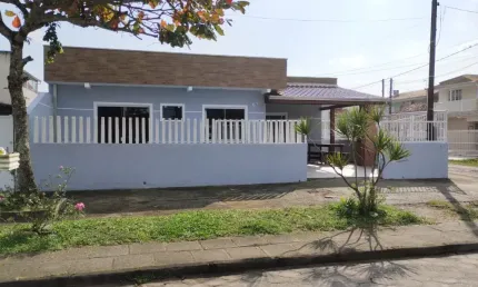 EXCELENTE RESIDÊNCIA GUARATUBA COM PISCINA (BREJATUBA)