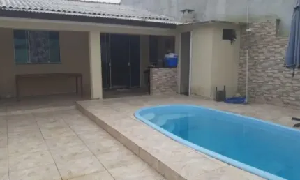 EXCELENTE IMOVEL EM GUARATUBA PIÇARRAS(COM PISCINA)
