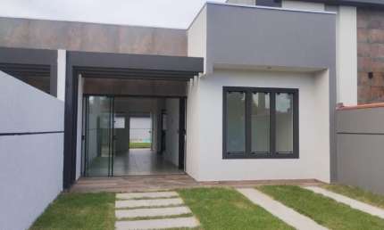 EXCELENTE CASA EM GUARATUBA COM PISCINA (BAL .NEREIDAS)