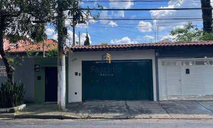 Casa com 3 quartos para alugar na Rua Bartolomeu Feio, 331, Vila Cordeiro, São Paulo por R$ 7.000