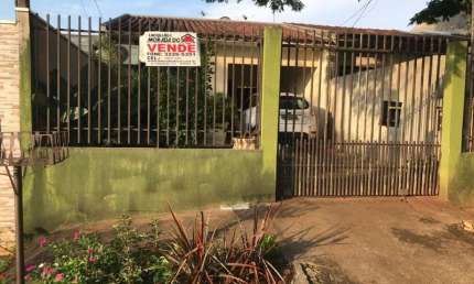 Casa com 3 quartos à venda na Rua Pioneiro José Alves Filho, Jardim Pinheiros II, Maringá por R$ 300.000