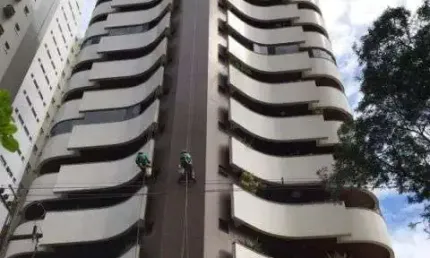 Apartamento com 4 quartos à venda na Rua Neo Alves Martins, 2942, Zona 01, Maringá, 218 m2 por R$ 890.000