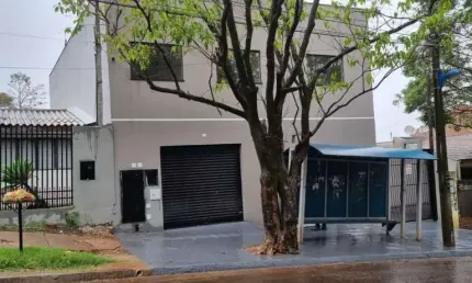 Sala comercial à venda na Rua Pioneira Genoveva Giunta, Parque Tarumã, Maringá por R$ 180.000