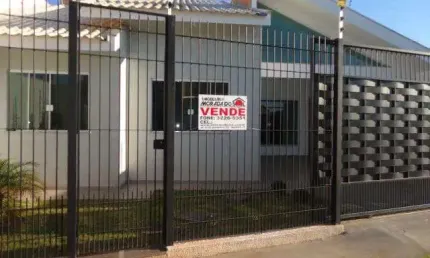 Casa com 3 quartos à venda na Rua Pioneiro Olindo Alcini, Jardim Guairacá, Maringá, 108 m2 por R$ 450.000