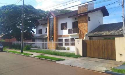 Casa com 4 quartos à venda na Rua Princesa Isabel, Zona 04, Maringá, 297 m2 por R$ 1.980.000