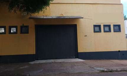 Sala comercial à venda na Rua Santa Joaquina de Vedruna, 492, Zona 05, Maringá por R$ 1.600.000