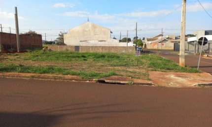 Terreno à venda na Rua Pioneira Irene Vitorazo Fregonezi, Jardim Munique, Maringá por R$ 280.000