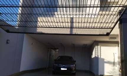 Casa à venda na Avenida Américo Belay, Parque das Grevíleas, Maringá, 348 m2 por R$ 1.450.000
