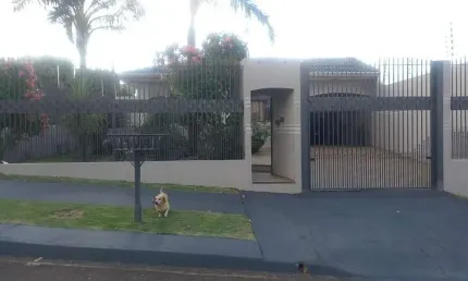 Casa com 2 quartos à venda na Rua Pioneiro José Redondo Lopes, Jardim Everest, Maringá, 76 m2 por R$ 370.000