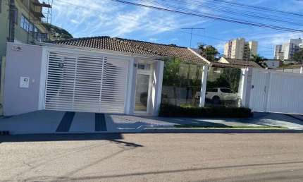 Casa com 3 quartos à venda na Rua das Andorinhas, 76, Jardim Novo Horizonte, Maringá, 280 m2 por R$ 2.600.000