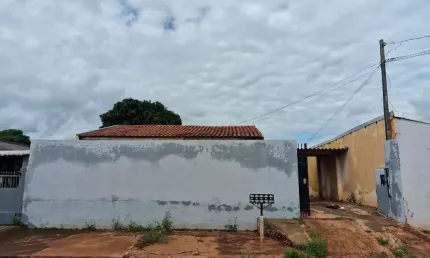 IMOVEL COM 2 RESIDENCIAS NO TERRENO - PARQUE ALVAMAR - SARANDI