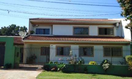 Casa com 3 quartos à venda na Rua das Pombas, Jardim dos Pássaros, Maringá