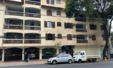 Apartamento com 3 quartos para alugar na rua joaquim nabuco, 68, zona 01, maringá, 146 m2 por r$ 1.300