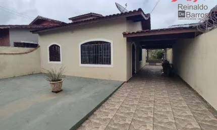 Casa com 2 dormitórios à venda, 91 m² por R$ 400.000,00 - Jardim Fazendinha - Itanhaém/SP