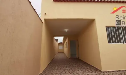 Casa com 3 quartos à venda na Rua Cincinato C Moraes, 100, Balneario Jussara, Mongaguá