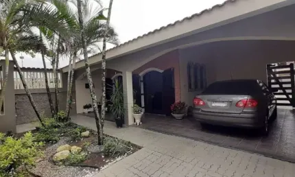 Casa com 4 dormitórios para venda no bairro Vila Nova Itanhaém.