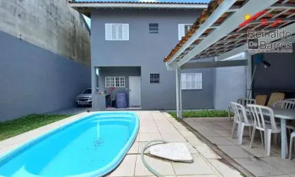Sobrado frente mar 3 dormitórios, piscina em Jardim Suarão - Itanhaém .