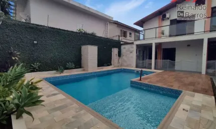 Sobrado com 4 dormitórios e piscina à venda, por R$ 870.000 - Suarão - Itanhaém/SP