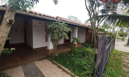 Casa térrea 3 dormitórios em um dos melhores bairros de Itanhaém .