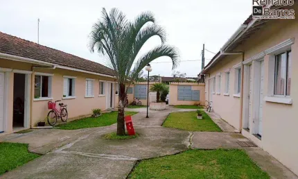 Casa com 2 dormitórios à venda por R$ 185.000,00 - Jardim Umuarama - Itanhaém/SP