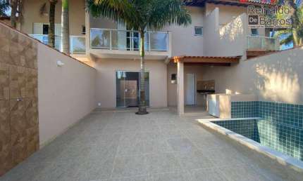 Sobrado com 3 dormitórios e piscina à venda, 120 m² por R$ 680.000 - Centro - Itanhaém/SP