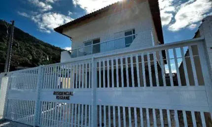 Casa com 2 dormitórios à venda, 41 m² por R$ 237.600 - Cidade da Criança - Praia Grande/SP