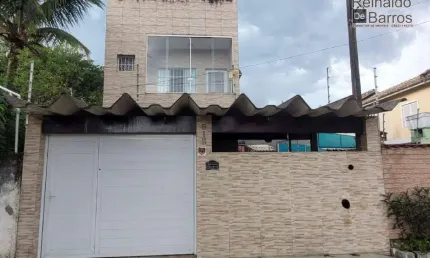 Sobrado com 2 dormitórios à venda, 70 m² por R$ 300.000,00 - Vila Suarão - Itanhaém/SP