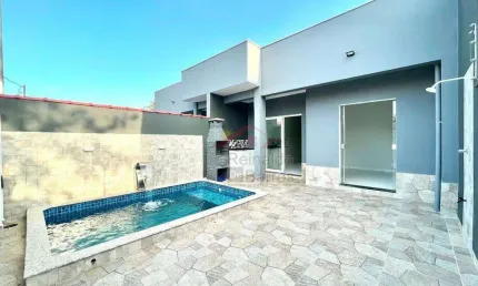 Linda Casa 2 quartos à 50 metros do Mar em Mongaguá
